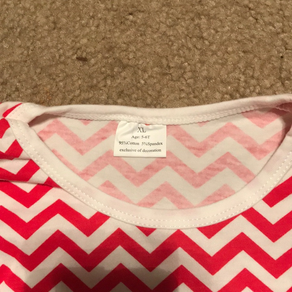 Little Girl’s Ruffle Sleeve Top - Picture 2 of 2